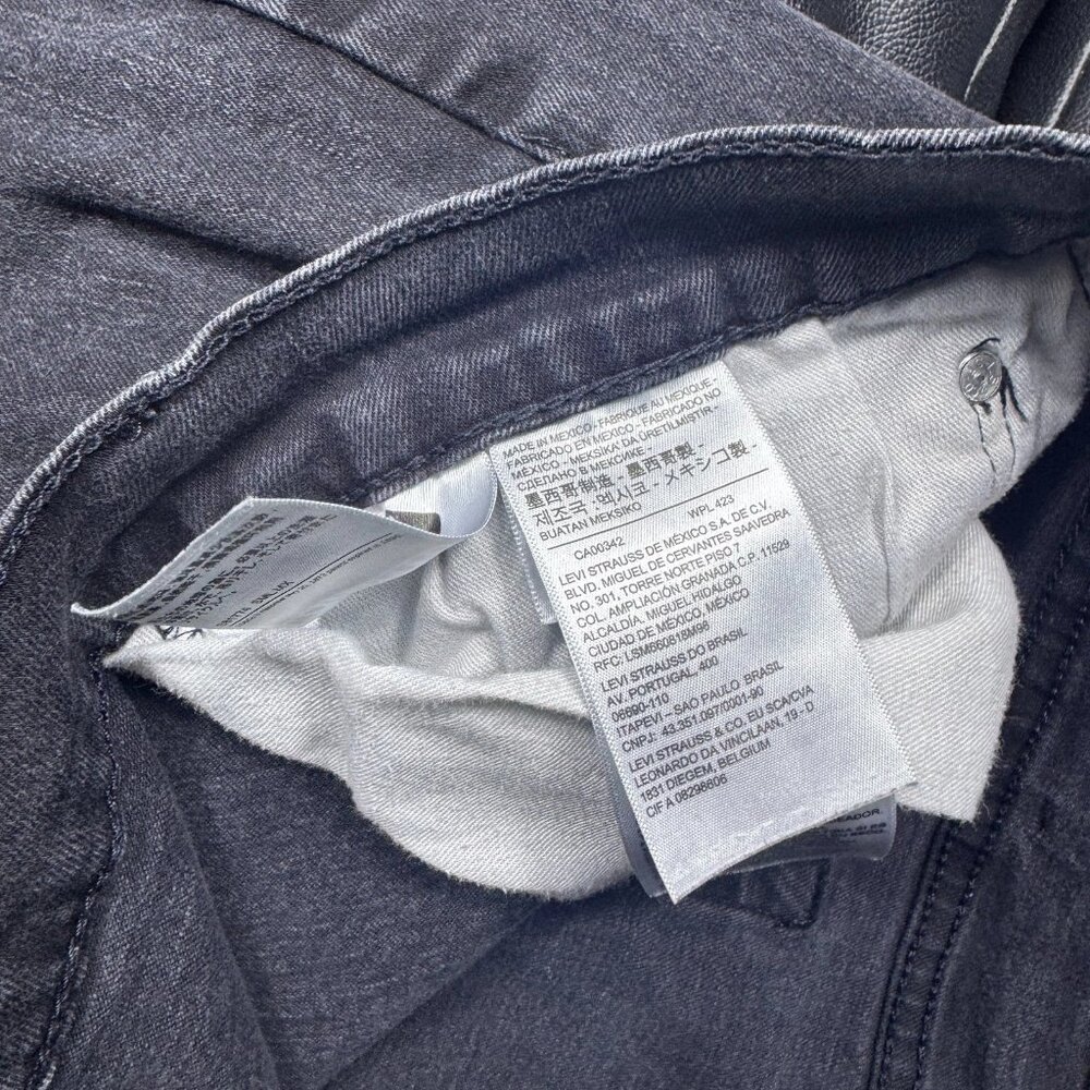 Levi Strauss Co. 502 Men's Straight Leg Jeans Gray Denim 5-Pocket Size 48x30 - Picture 16 of 16